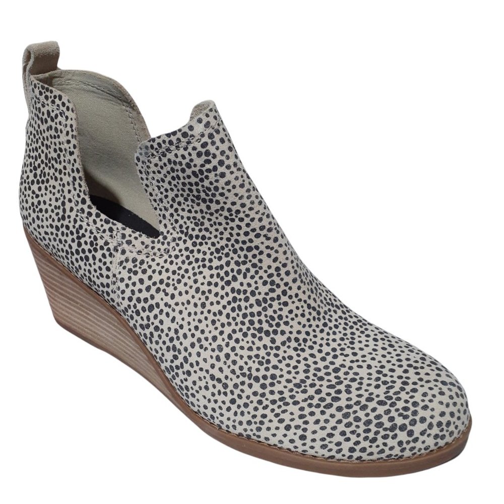 TOMS Women's Kallie Macadamia cheetah Suede Wedge Bootie Boots  7.5